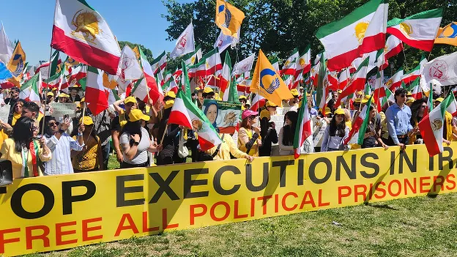NCRI supporters march in Washington for a Free Iran