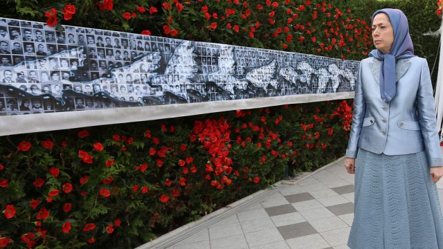 32 Former Senior Officials Endorse a Democratic Republic in Iran